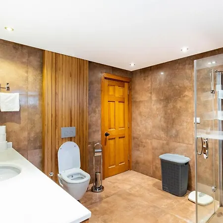 Very Special 6 Bdr Great For Family Reunions Анталья