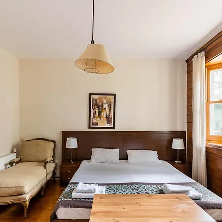 Very Special 6 Bdr Great For Family Reunions Вилла