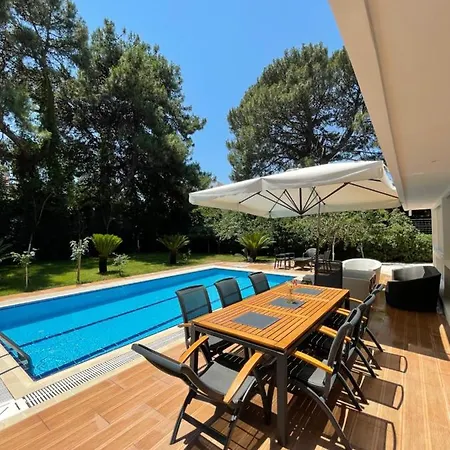 Villa Very Special 6 Bdr Great For Family Reunions Antalya