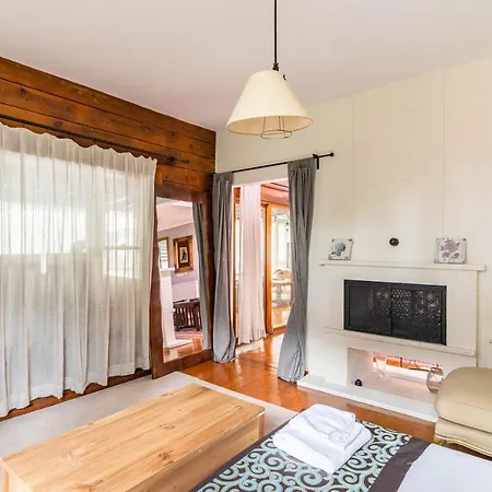 Very Special 6 Bdr Great For Family Reunions *