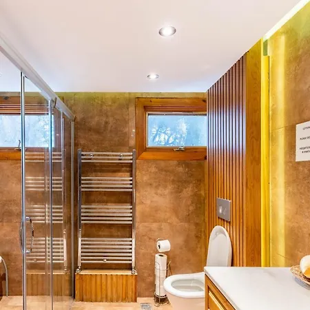 Very Special 6 Bdr Great For Family Reunions Antalya
